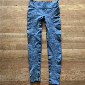 BARELY WORN UA Spandex